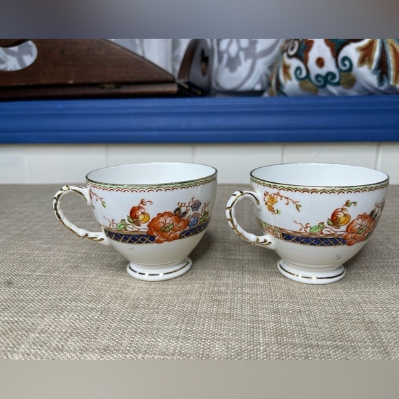 Royal Sutherland Multicolor Floral Bone China Tea Cup Made In England - Picture 2 of 8